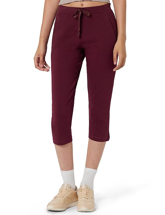 Van Heusen Women's Relaxed Fit High Rise Smart Tech+ Easy Stain Release Solid Lounge Capri