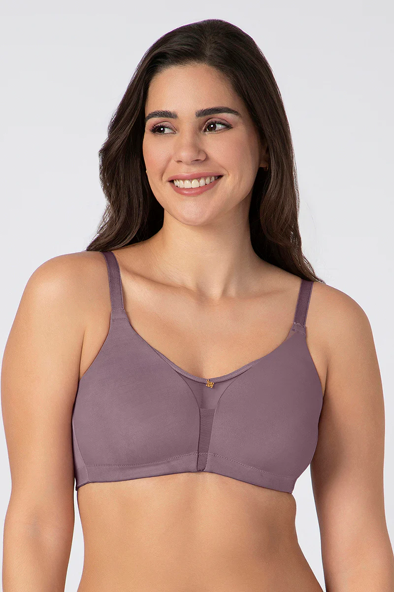 Amante Chic Smooth Non-Padded Non-Wired Minimizer Bra