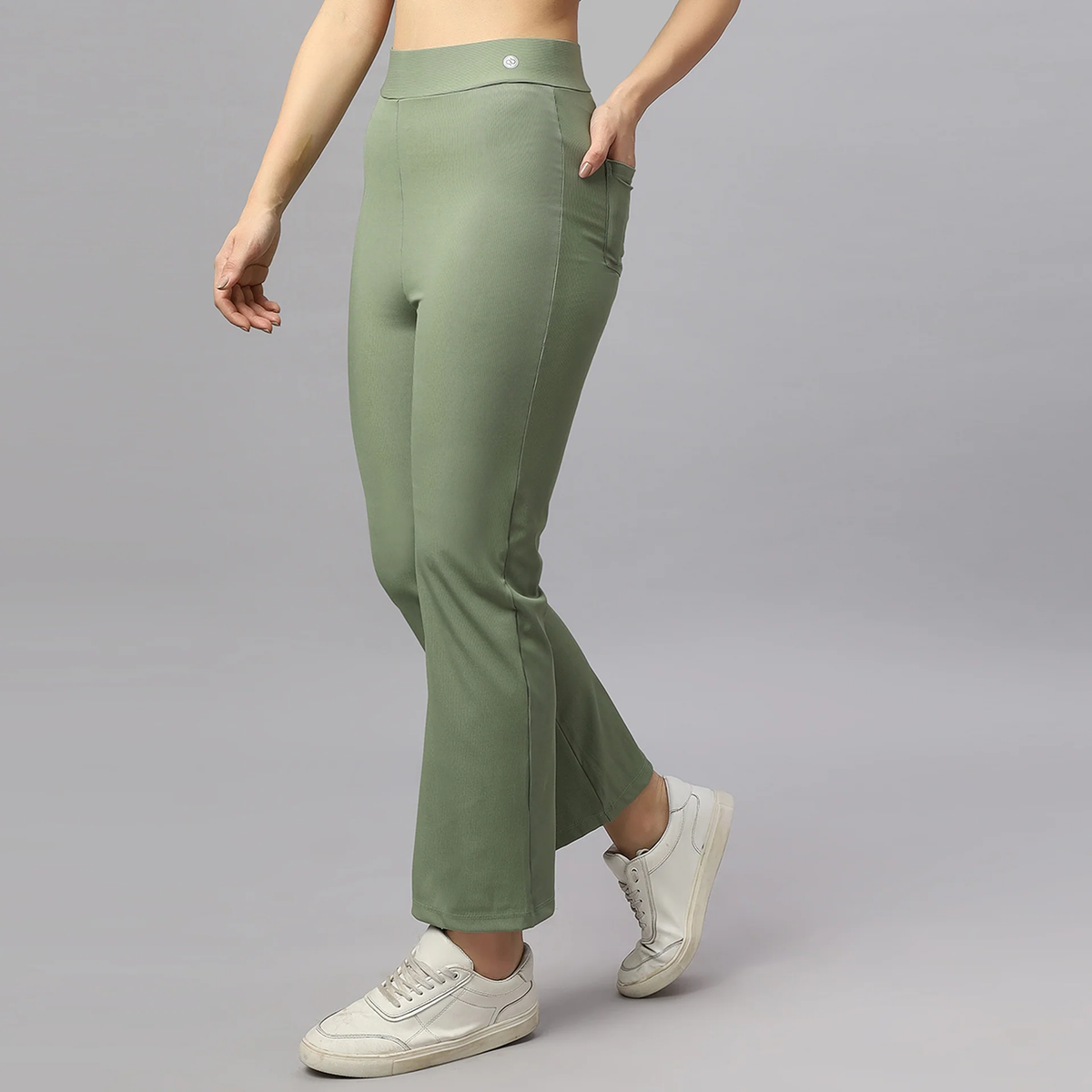 SOIE WOMENS TRACK PANT MID-RISE ANKLE-LENGTH FIT AND BACK POCKETS