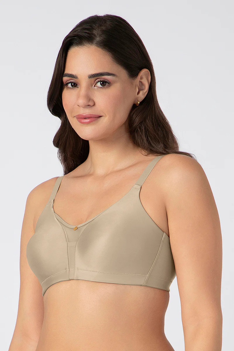 Amante Chic Smooth Non-Padded Non-Wired Minimizer Bra