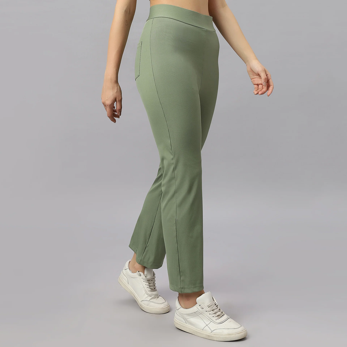 SOIE WOMENS TRACK PANT MID-RISE ANKLE-LENGTH FIT AND BACK POCKETS