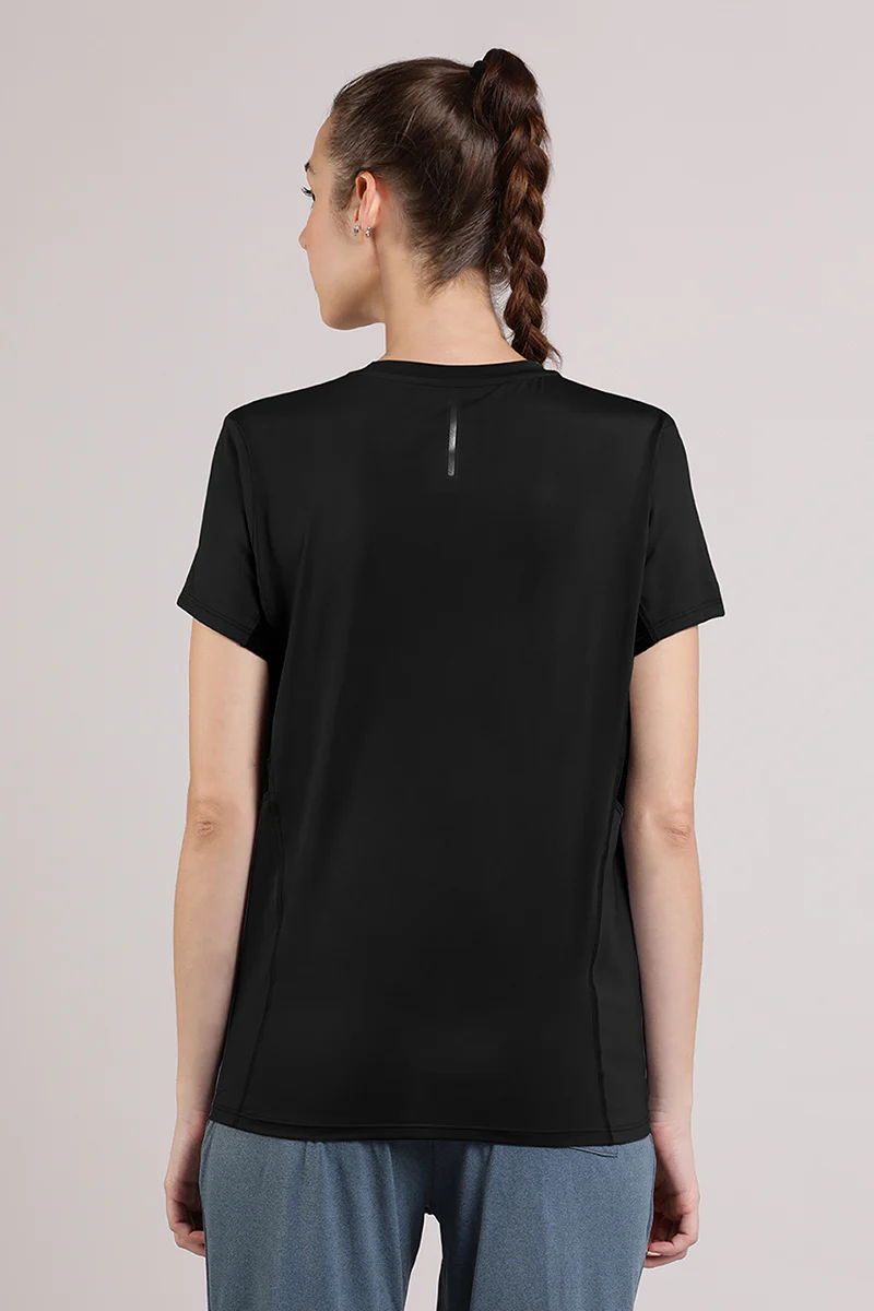 AMANTE Flaunt Short Sleeve Round Neck T-Shirt