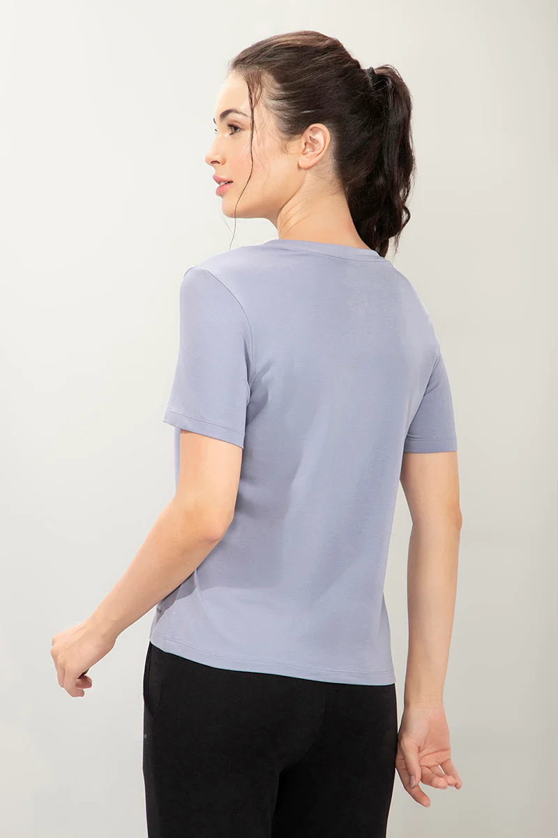 AMANTE WOMEN ESSENTIAL V-NECK PRINTED SOFT COTTON FABRIC RELAXED FIT TEE