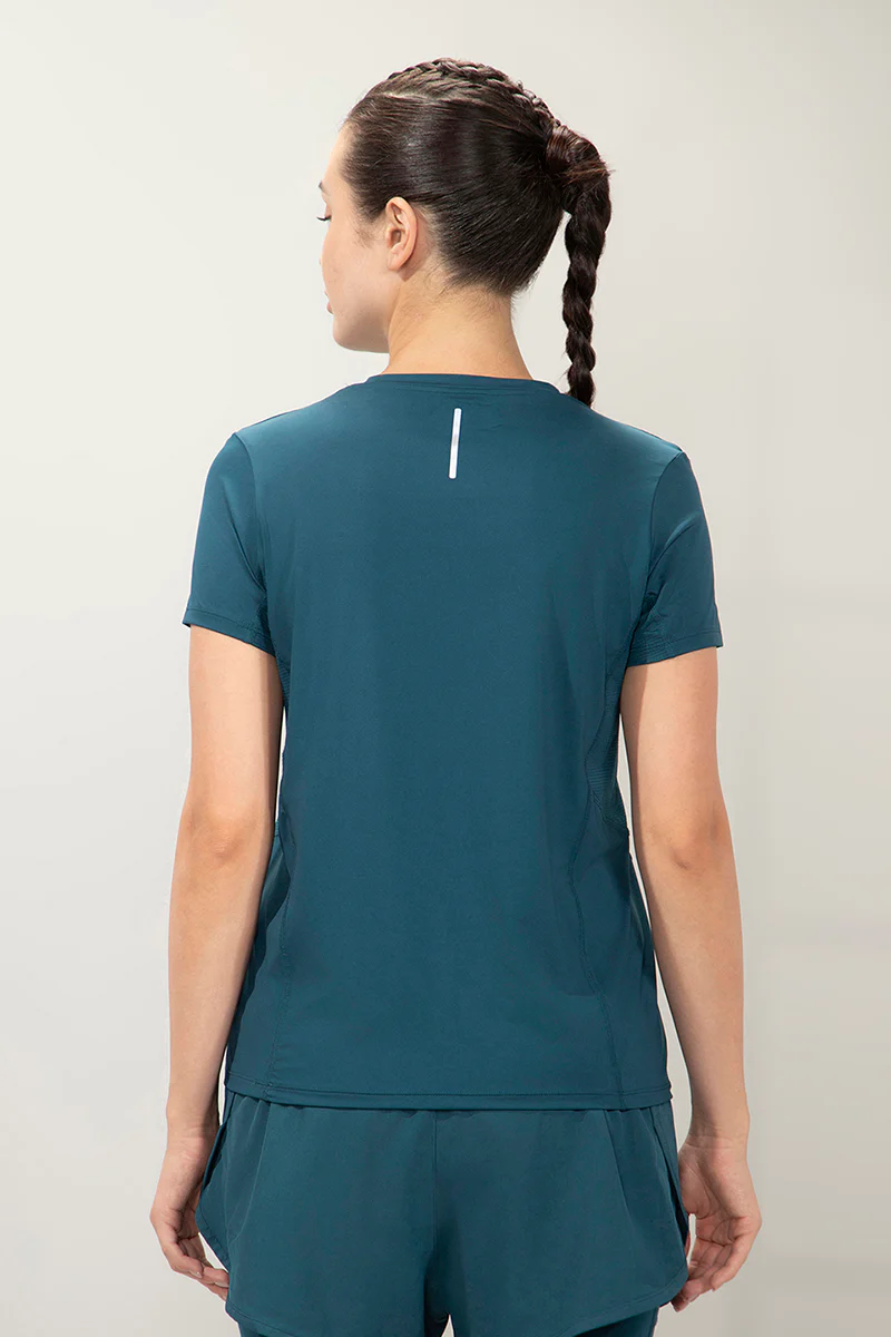 AMANTE Flaunt Short Sleeve Round Neck T-Shirt