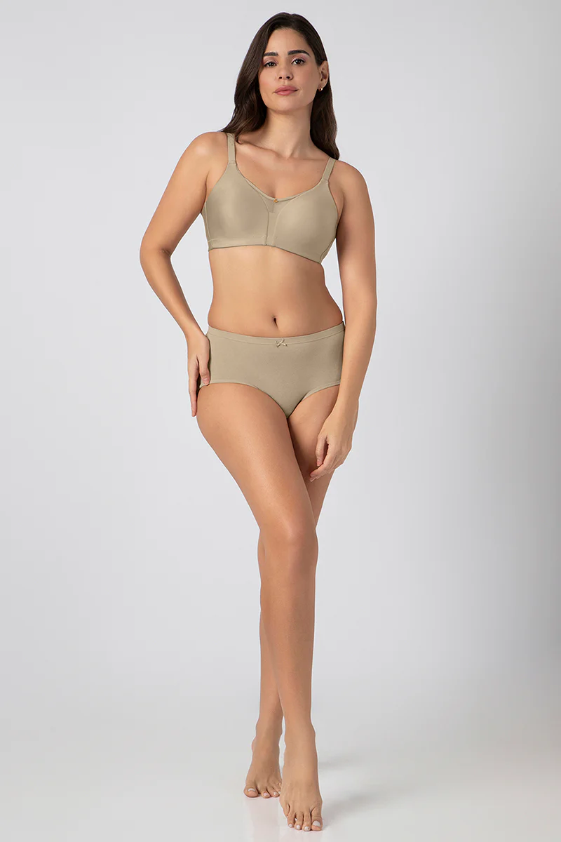 Amante Chic Smooth Non-Padded Non-Wired Minimizer Bra
