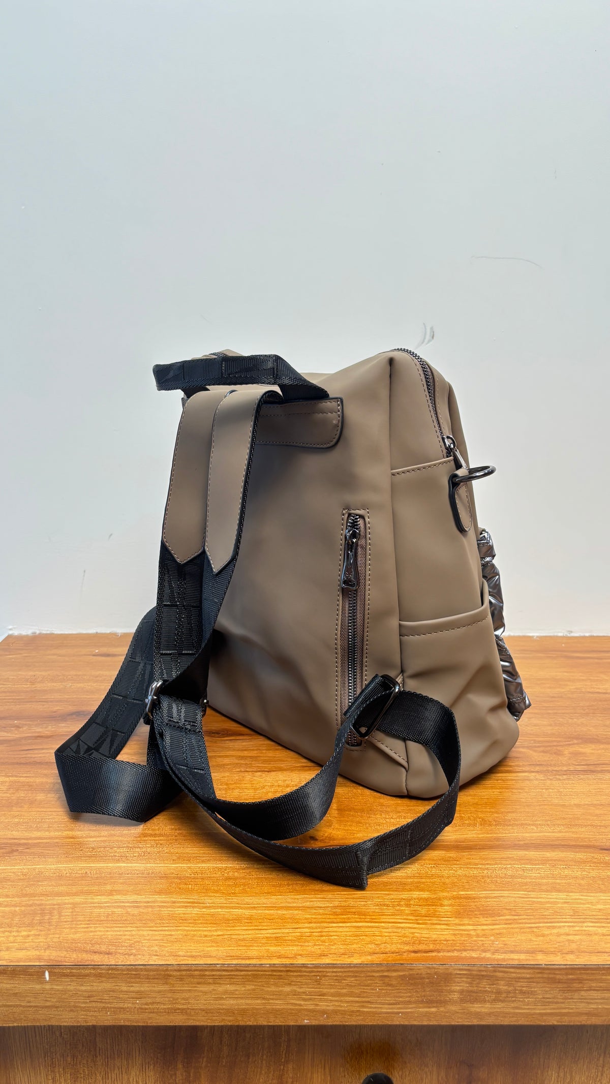 Elegant Stylish & Spacious woman Premium shouder bag