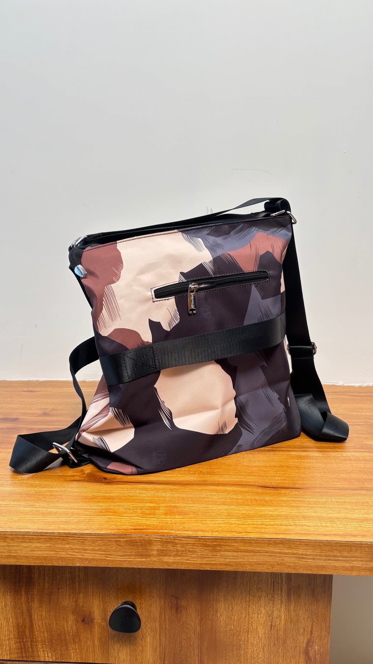 Smart Casual shoulder bag – Elegant Design